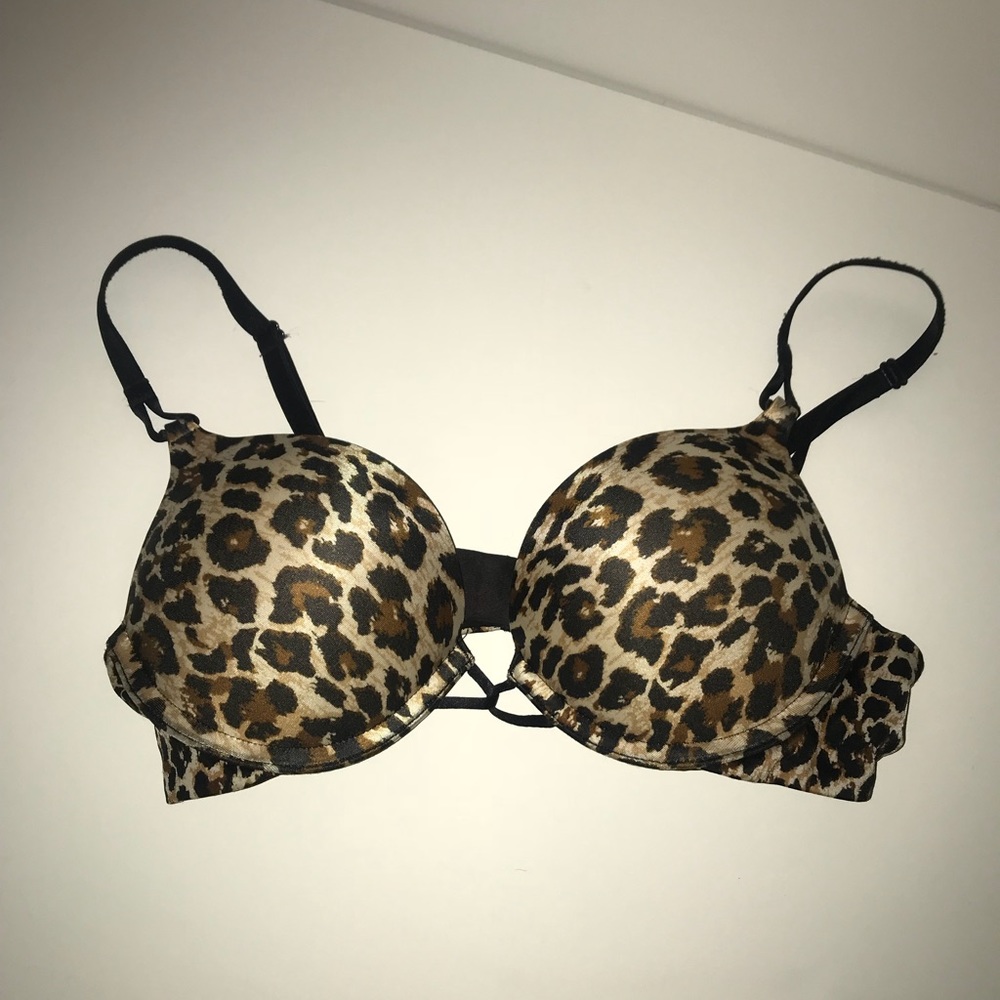 Victoria’s Secret Miraculous Plunge 34A